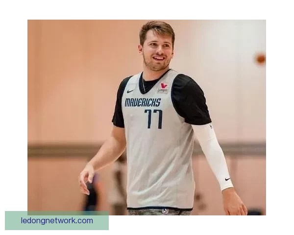 斯波鲍威尔点评东契奇60分高光表现称擅长高难度投篮和制造罚球 斯波鲍威尔点评东契奇60分高光表现称擅长高难度投篮和制造罚球