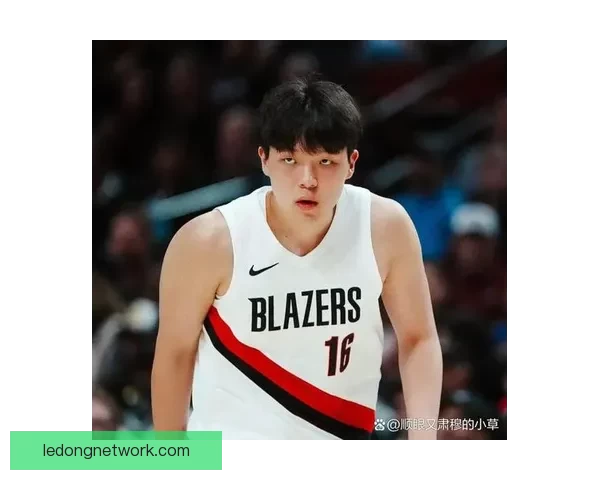 斯普利特称赞杨瀚森尽管上场时间减少仍展现出成长与进步